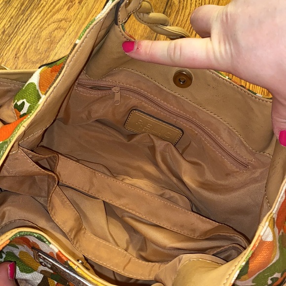 Relic Brand Collection purse - Picture 5 of 8